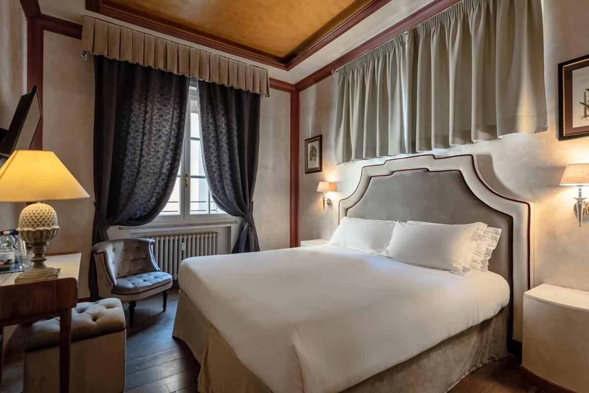 Residenza Gambrinus Bed & Breakfast Florenţa Exterior foto